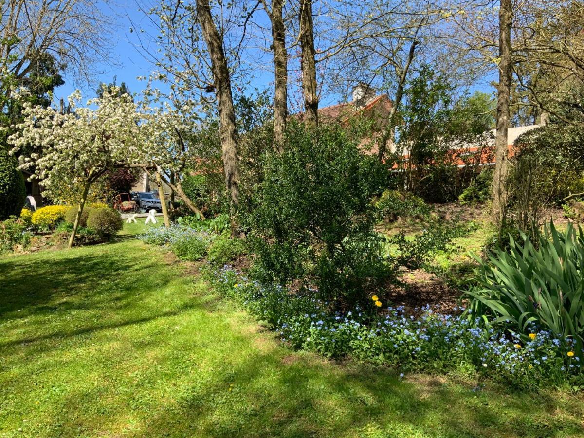 Le Moulin De La Castellerie Bed & Breakfast Moon-sur-Elle ภายนอก รูปภาพ