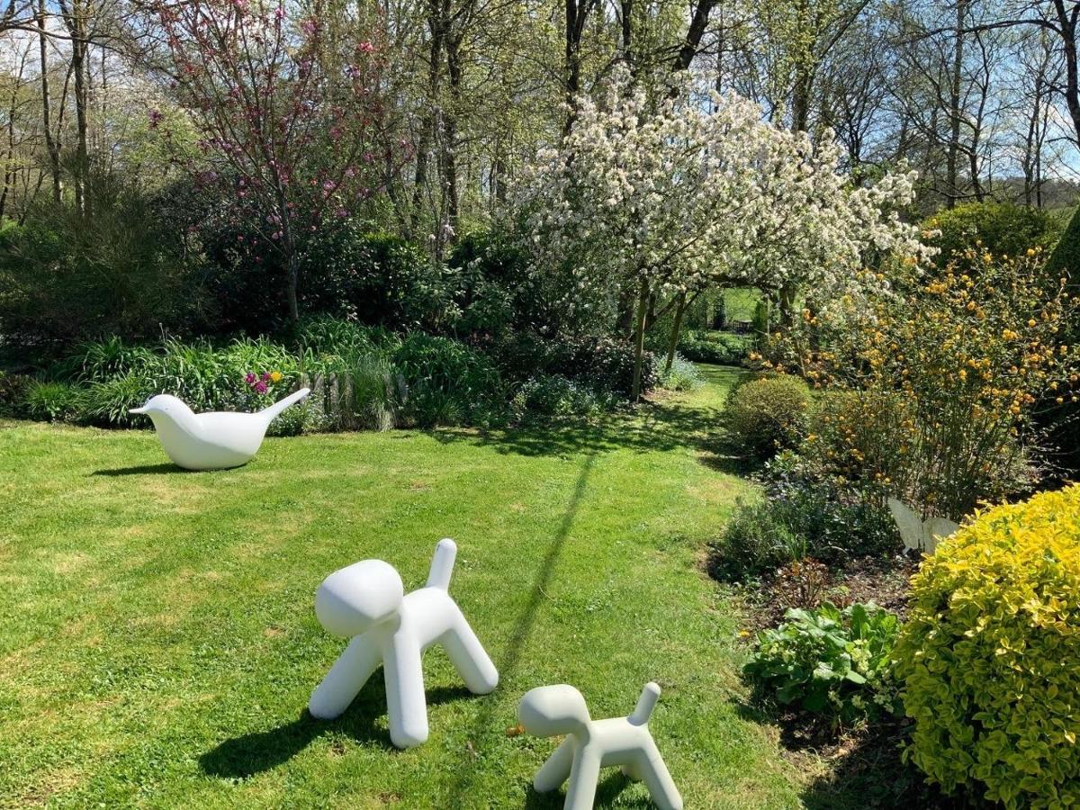 Le Moulin De La Castellerie Bed & Breakfast Moon-sur-Elle ภายนอก รูปภาพ