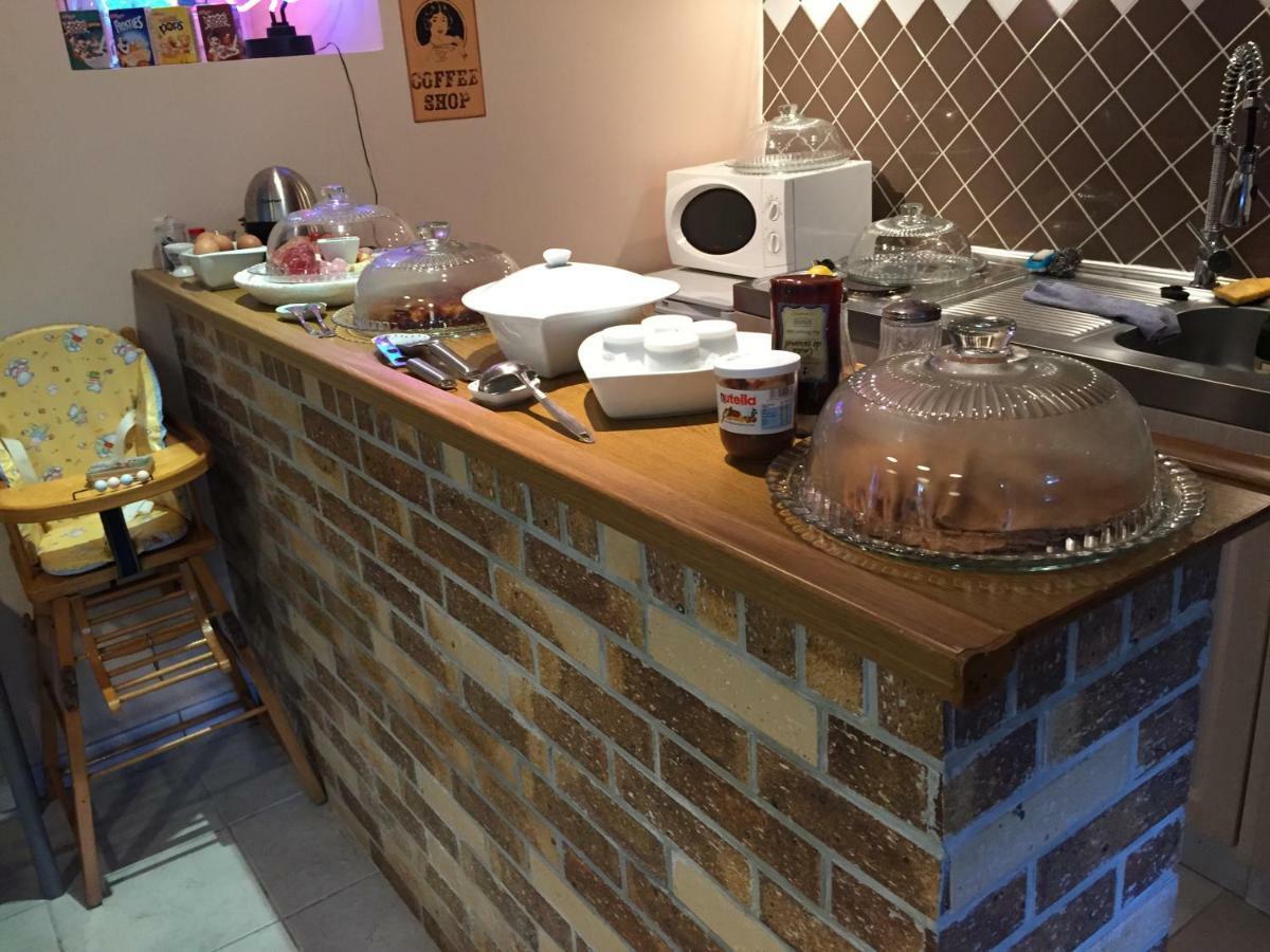 Le Moulin De La Castellerie Bed & Breakfast Moon-sur-Elle ภายนอก รูปภาพ